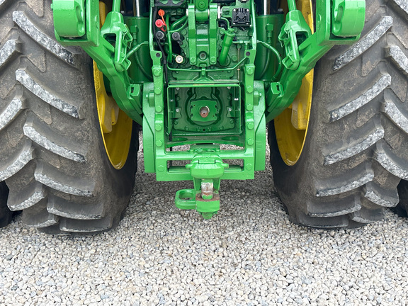 2025 John Deere 8R 370 Tractor