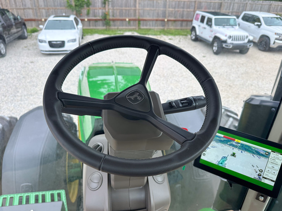 2025 John Deere 8R 370 Tractor