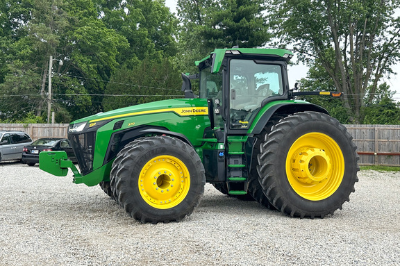 2025 John Deere 8R 370 Tractor