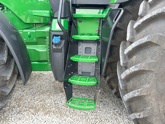 2025 John Deere 8R 370 Tractor