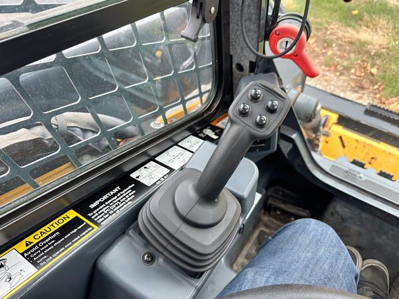 2023 John Deere 325G Compact Track Loader