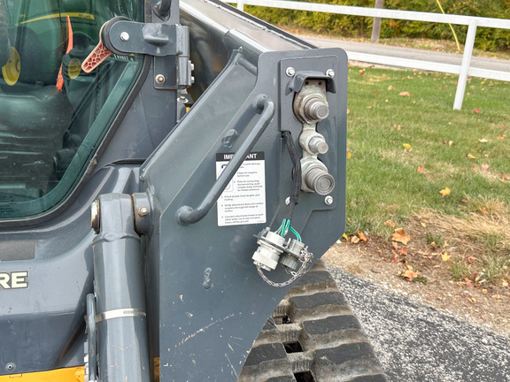 2023 John Deere 325G Compact Track Loader