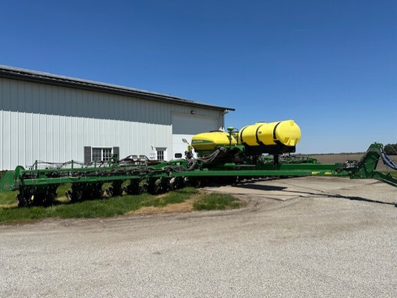 2021 John Deere 1775NT Planter