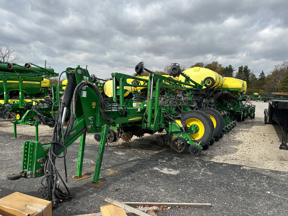 2021 John Deere 1775NT Planter