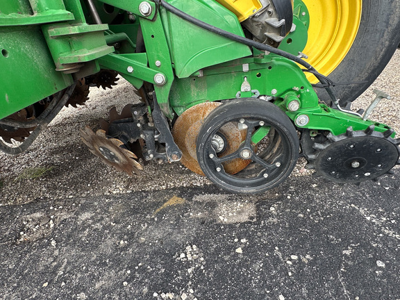 2021 John Deere 1775NT Planter