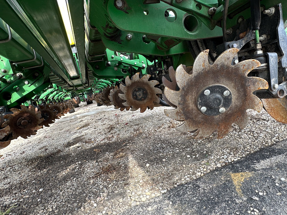 2021 John Deere 1775NT Planter