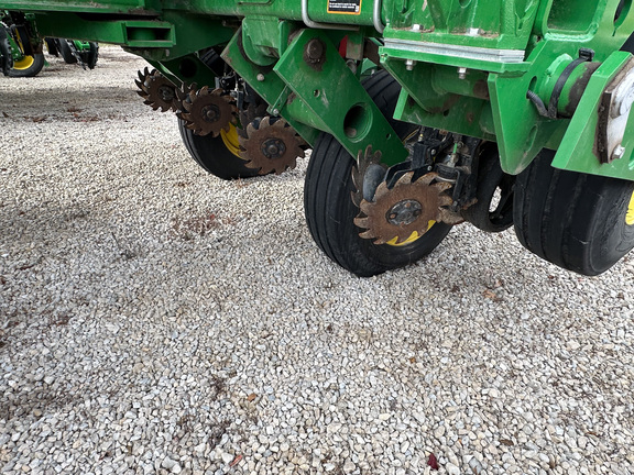 2021 John Deere 1775NT Planter