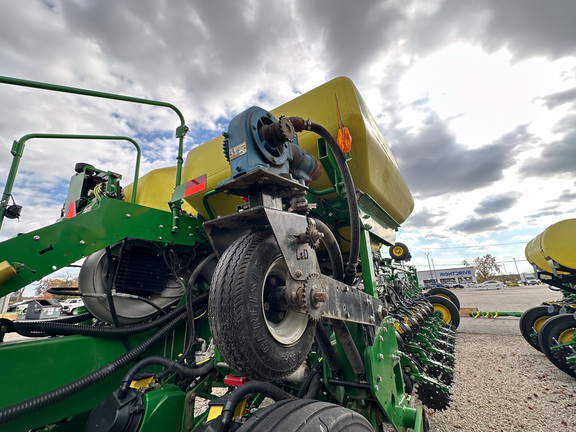 2021 John Deere 1775NT Planter