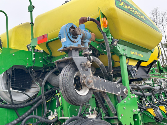 2021 John Deere 1775NT Planter