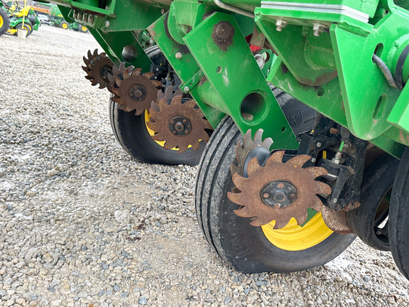 2021 John Deere 1775NT Planter