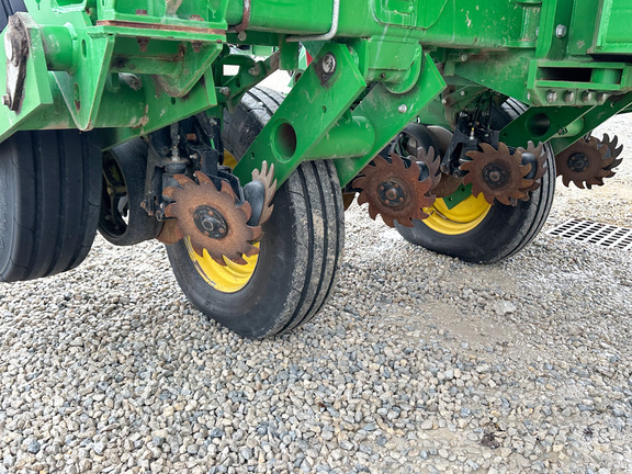 2021 John Deere 1775NT Planter