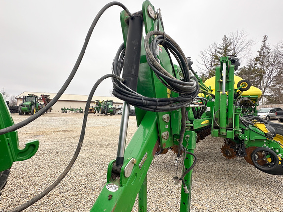 2021 John Deere 1775NT Planter