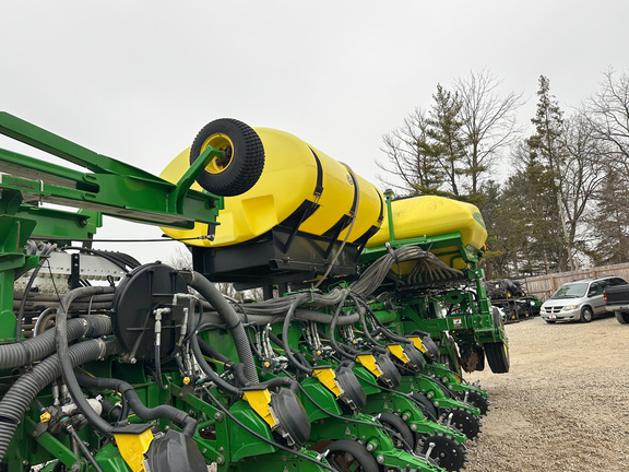 2021 John Deere 1775NT Planter