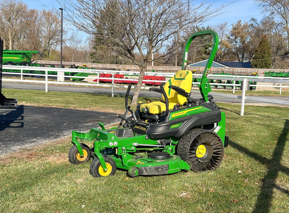 2022 John Deere Z930M Mower/Zero Turn