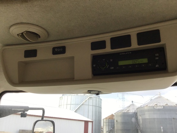 2011 John Deere 8235R Tractor