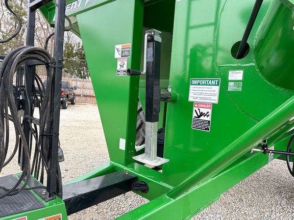 2018 Brent V1100 Grain Cart