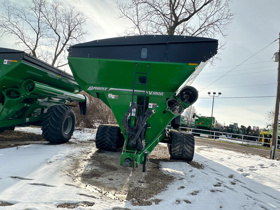 2021 Brent V1500 Grain Cart
