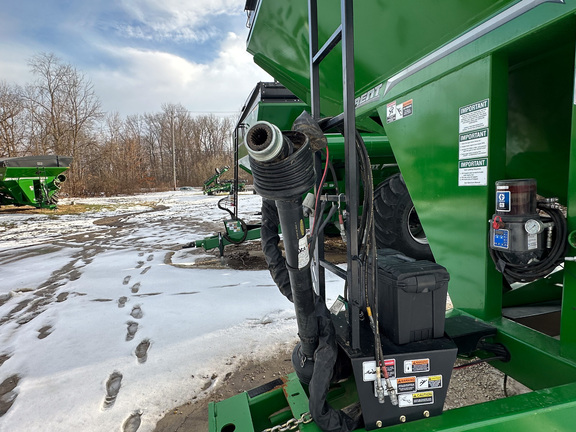 2021 Brent V1500 Grain Cart