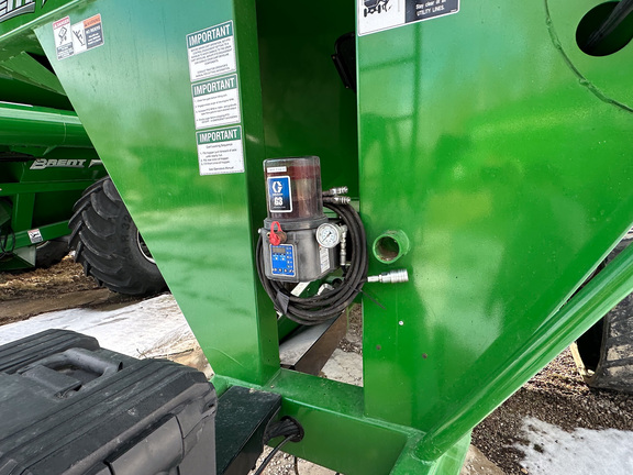 2021 Brent V1500 Grain Cart