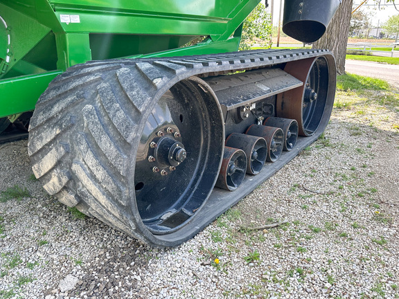 2021 Brent V1500 Grain Cart