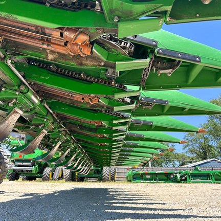 2025 John Deere CF 12 Header Corn Head