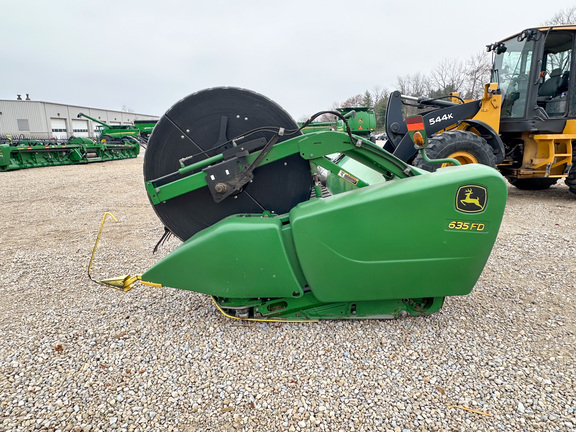 2014 John Deere 635FD Header Combine