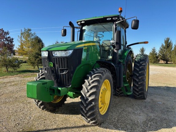 2013 John Deere 7230R Tractor