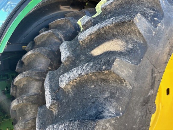 2013 John Deere 7230R Tractor