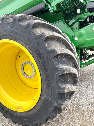 2025 John Deere S7 800 Combine