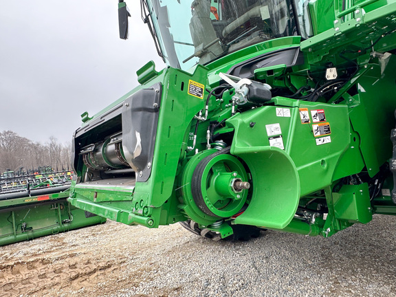 2025 John Deere S7 800 Combine