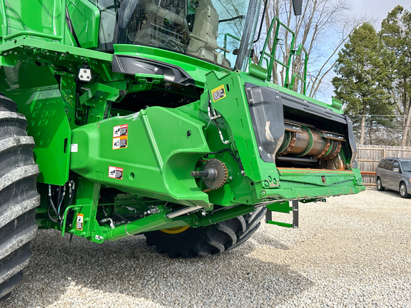 2025 John Deere S7 800 Combine