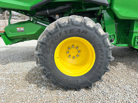 2025 John Deere S7 800 Combine