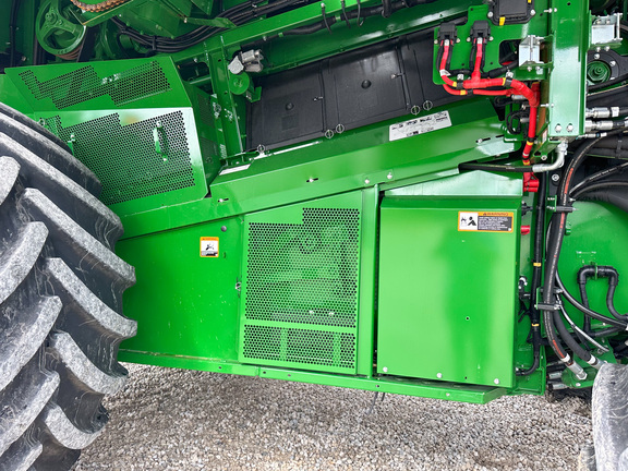 2025 John Deere S7 800 Combine