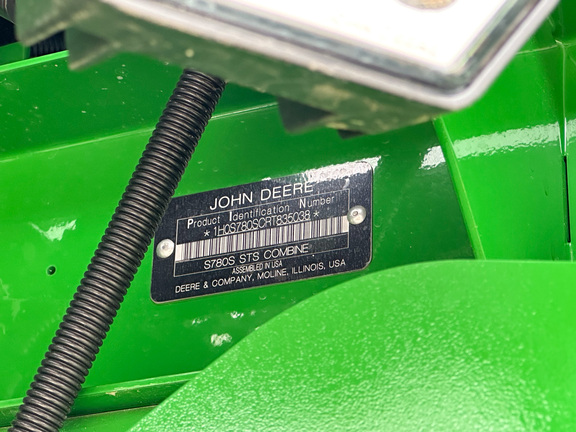 2025 John Deere S7 800 Combine