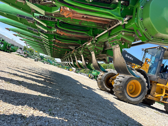 2025 John Deere CF 12 Header Corn Head
