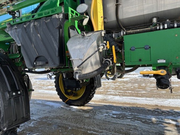 2019 John Deere R4038 Sprayer/High Clearance