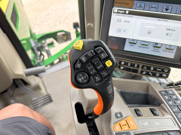 2022 John Deere 410R Sprayer/High Clearance