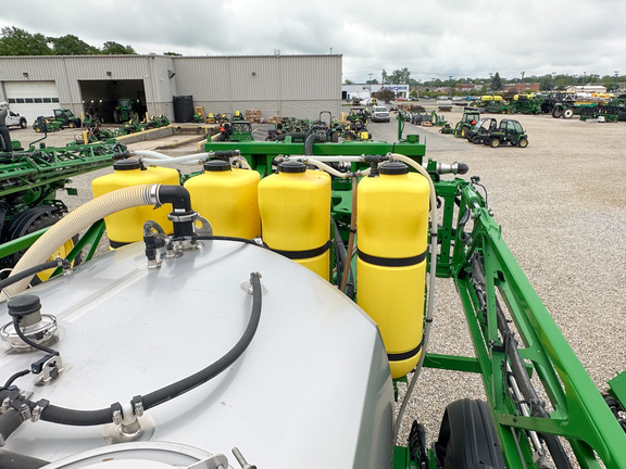 2022 John Deere 410R Sprayer/High Clearance