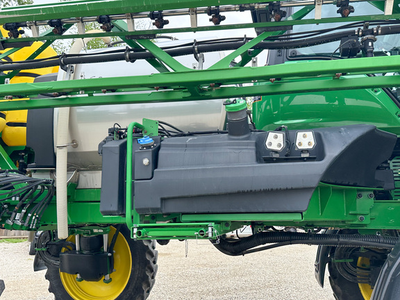 2022 John Deere 410R Sprayer/High Clearance