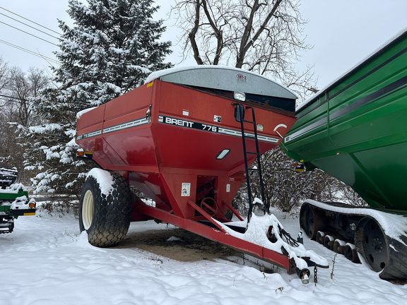 2003 Brent 776 Grain Cart