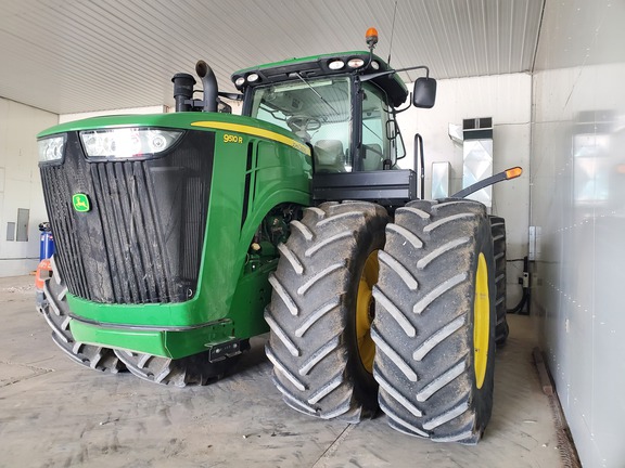 2013 John Deere 9510R Tractor 4WD
