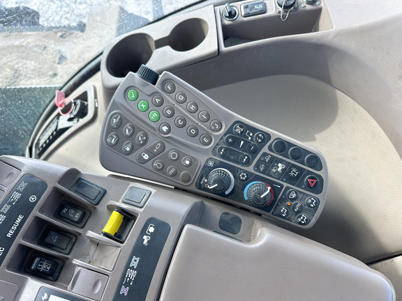 2013 John Deere 9510R Tractor 4WD