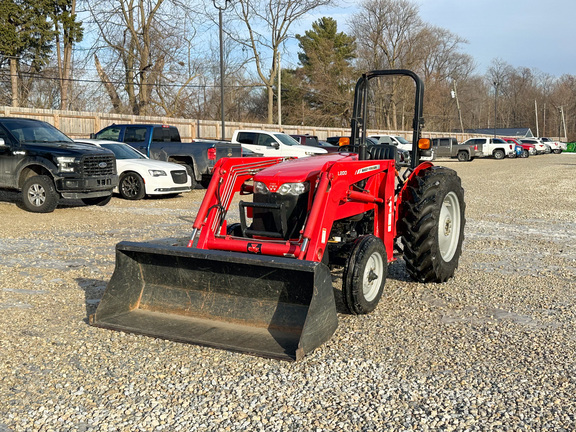2009 Massey Ferguson 2605 Tractor Compact