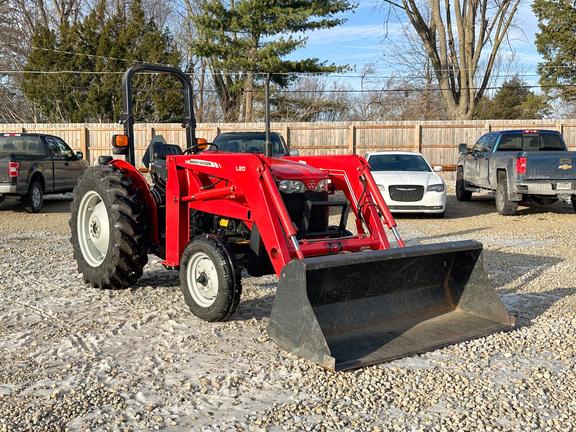 2009 Massey Ferguson 2605 Tractor Compact