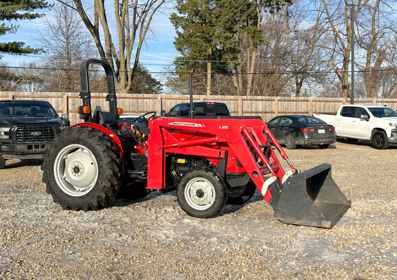 2009 Massey Ferguson 2605 Tractor Compact