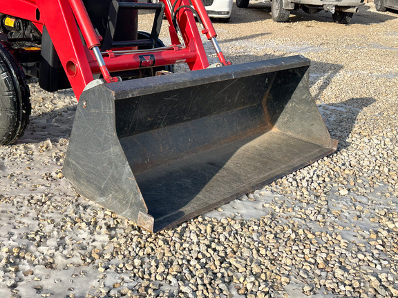 2009 Massey Ferguson 2605 Tractor Compact