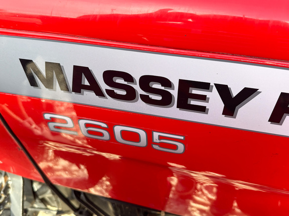 2009 Massey Ferguson 2605 Tractor Compact