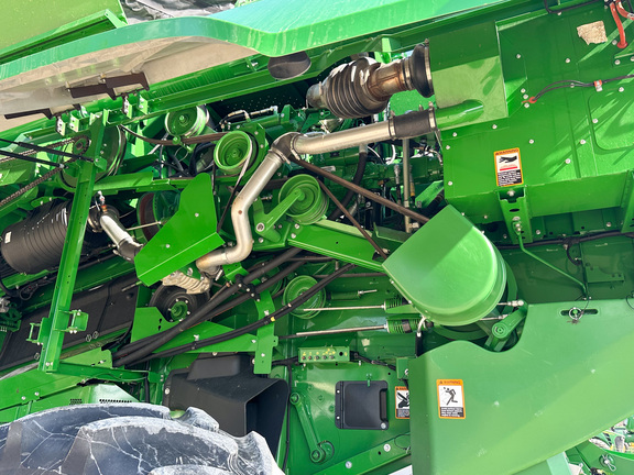 2018 John Deere S760 Combine
