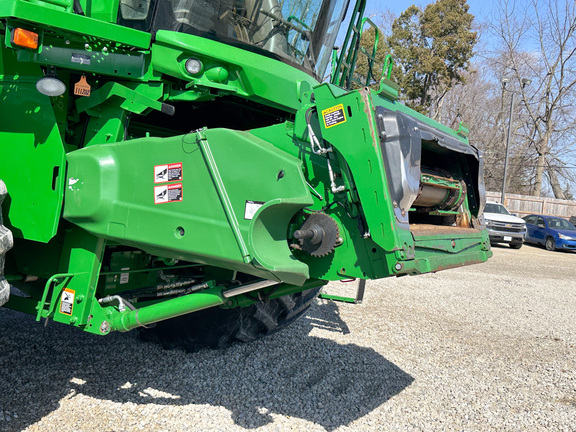 2018 John Deere S760 Combine