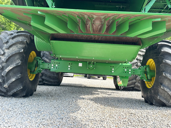2018 John Deere S760 Combine